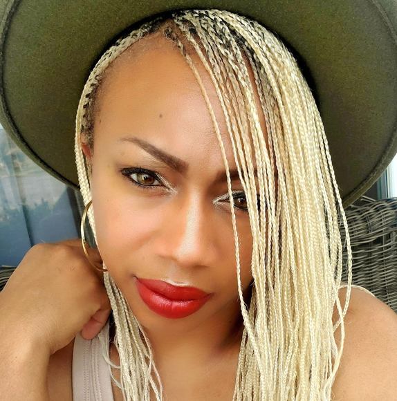 Profile Picture of Jessica Windley (@gogrn09) on Poshmark