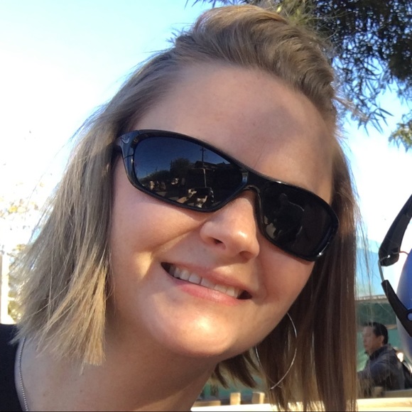 Profile Picture of Megan Naslund (@megannaslund) on Poshmark