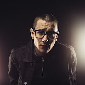Profile Picture of Barry Moore (@BarryMooreMusic) on Youtube