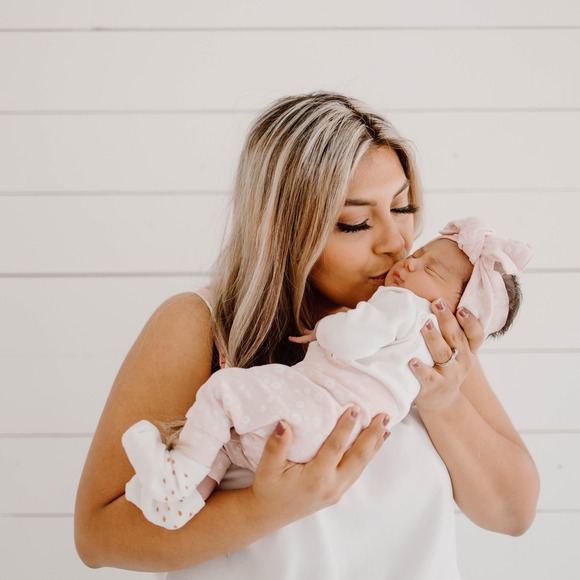 Profile Picture of Andrea Salcido (@andreaespinoza6) on Poshmark