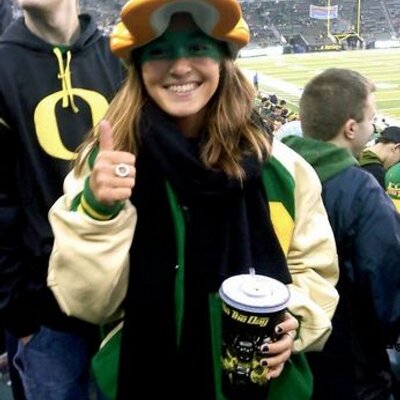Profile Picture of Lara Bennett (@La_B113) on Twitter