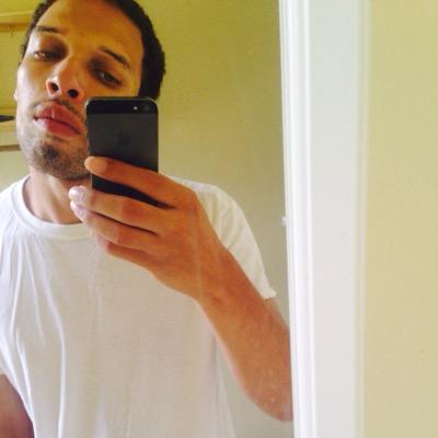 Profile Picture of Jonathan Harrell (@redd0290) on Twitter