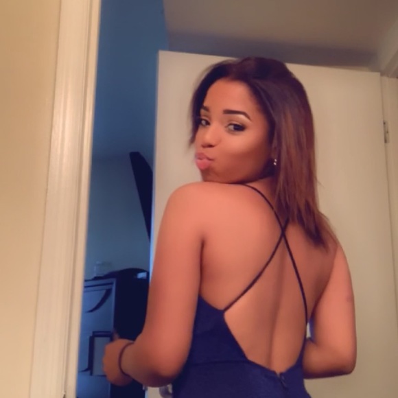 Profile Picture of Cilicia Bellamy (@ciliciaaa) on Poshmark