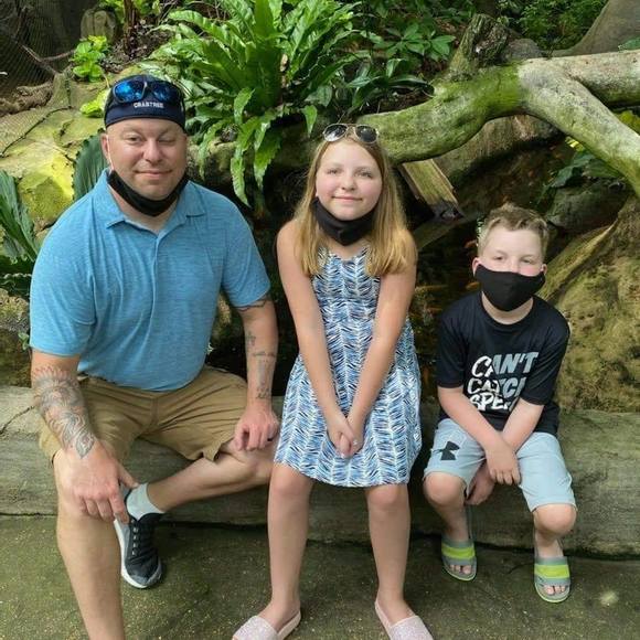 Profile Picture of William Charles (@wcrab33) on Poshmark