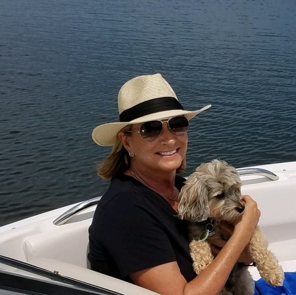 Profile Picture of Ann Obrien (@annob1632) on Poshmark