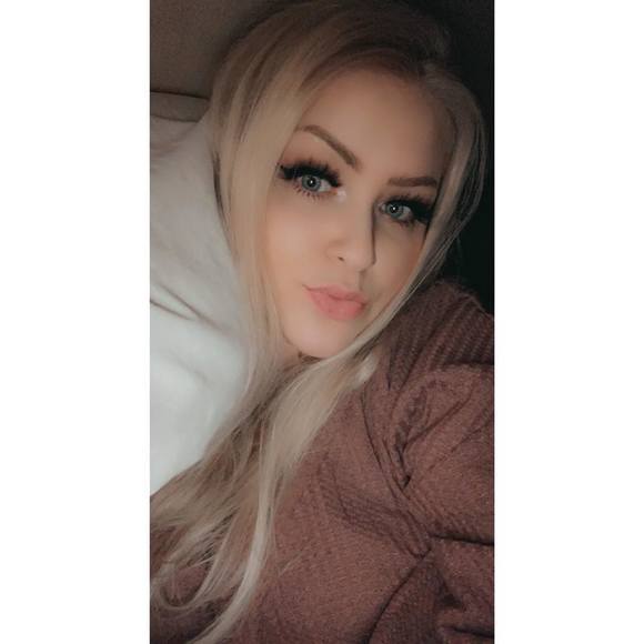 Profile Picture of Jessica Keeley (@jkeeley01) on Poshmark