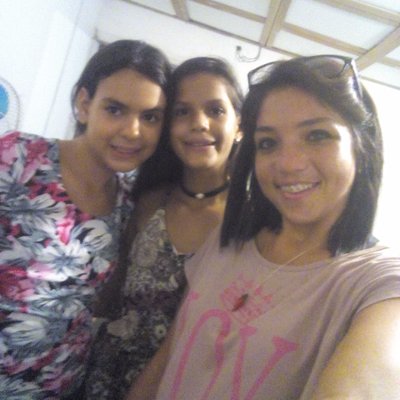 Profile Picture of Alexa Almeida (@alexaalmeida7) on Twitter