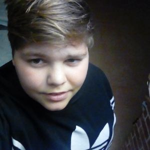 Profile Picture of Aaron latorre (@aaronsaloubarragan) on Tiktok