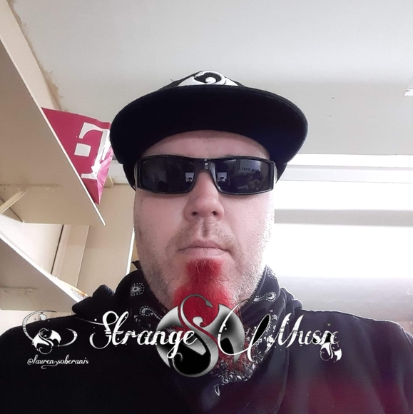 Profile Picture of Bobby Kelley (@bobbykelley228) on Poshmark