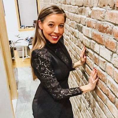 Profile Picture of Mel💖 (@longlivesnakeT) on Twitter