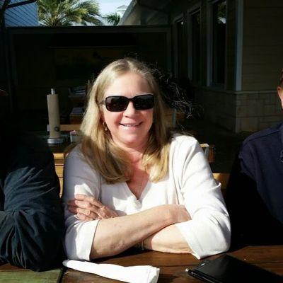 Profile Picture of Laura Scruggs (@scruggs_laura) on Twitter