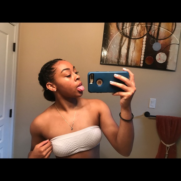 Profile Picture of Alexis Theus (@theusalexis) on Poshmark