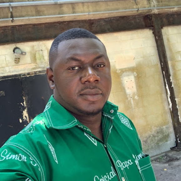 Profile Picture of Jick Munganga (@jick_munganga) on Poshmark