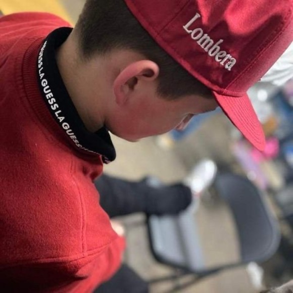 Profile Picture of Joey Corona (@mousie1202) on Poshmark