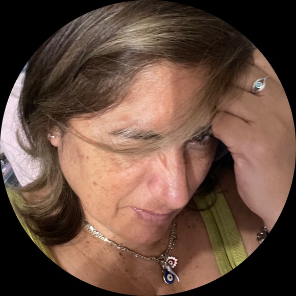 Profile Picture of Janet Salvatierra (@labrujajanet) on Poshmark