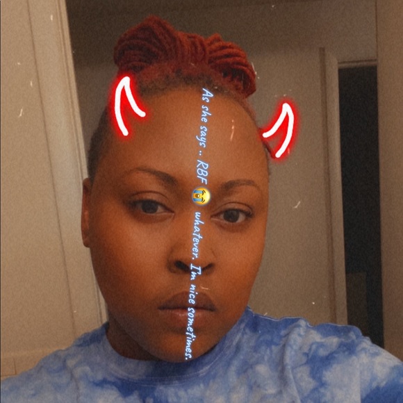 Profile Picture of M. Harrison (@kingovflowers) on Poshmark