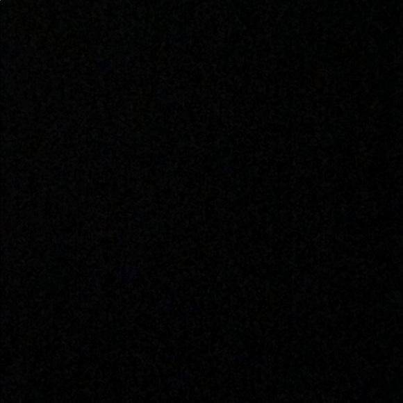 Profile Picture of Madison Vandenboss (@mvandenboss) on Poshmark