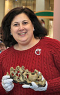 Profile Picture of Lori Verderameon Wikipedia