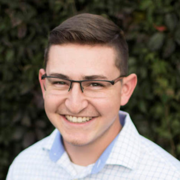 Profile Picture of Jonathan Venzor (@jonathanvenzor2) on Poshmark