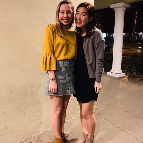 Sunny Baik - Poshmark Profile Picture of Sunny Baik (@sbaik5) on Poshmark