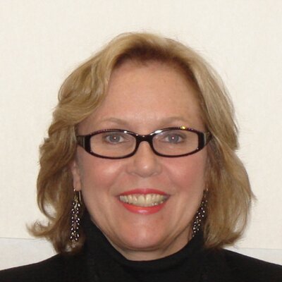 Profile Picture of Debbie Moore (@moorethemommer) on Twitter