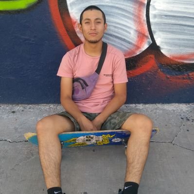 Profile Picture of Eduardo Olvera (@EdwardPizza24) on Twitter