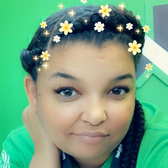 Regina Banfill - Poshmark Profile Picture of Regina Banfill (@reginabanfill) on Poshmark