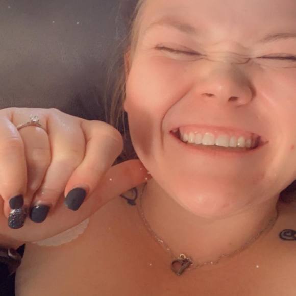 Profile Picture of Brittany Smirl (@b_rit_7) on Poshmark