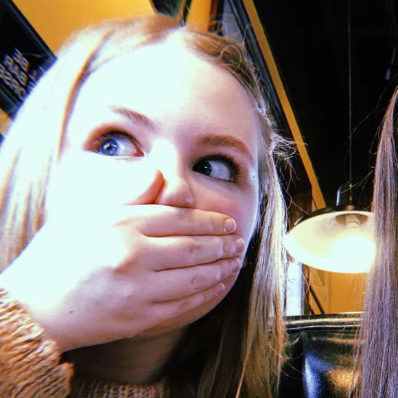 Profile Picture of Megan Gillham (@megangillham) on Poshmark