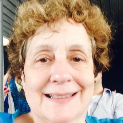 Profile Picture of Ellen Simon (@EllenSi99809386) on Twitter