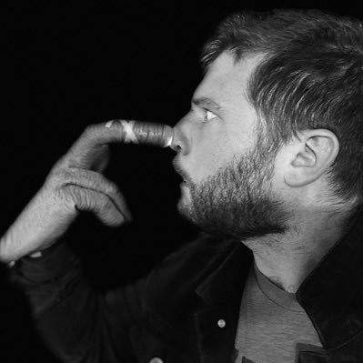 Profile Picture of Chris Moore (@chrismoore44) on Twitter