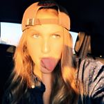 Profile Picture of Bailey Moore (@beez.emerson) on Instagram