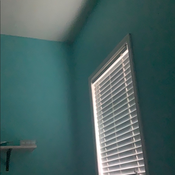 Profile Picture of Mariela Ramos (@ramos1529) on Poshmark