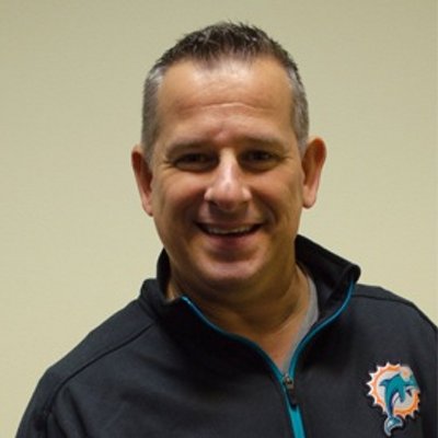 Profile Picture of Chris Koval (@KovalTheHomer) on Twitter