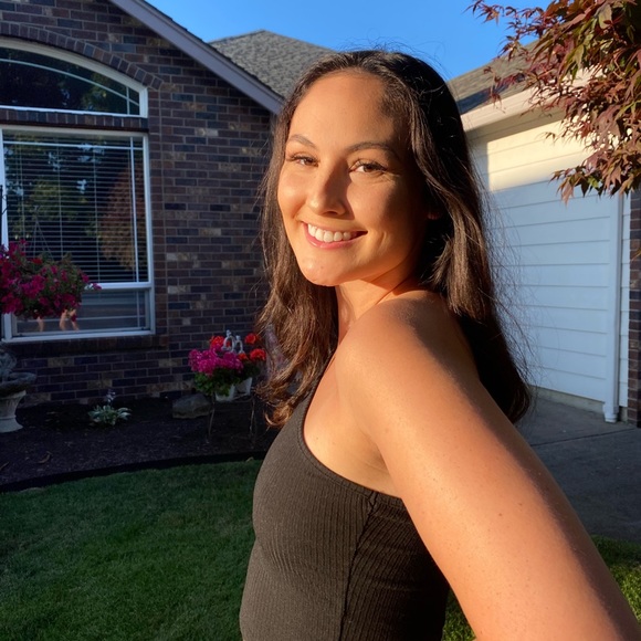 Profile Picture of Bianca Coleman (@bcoleman27) on Poshmark