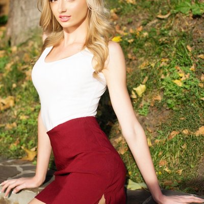 Profile Picture of Stephanie Champagne (@Stephan85384015) on Twitter