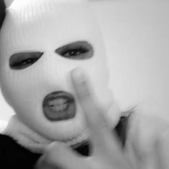 Profile Picture of Aaliyah Watson (@aaliyahshirleyy) on Poshmark