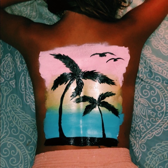 Profile Picture of Julianna Curcio (@julianna_curcio) on Poshmark