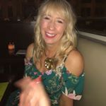 Profile Picture of Debbie Sanders (@sanderschocolatebuttons) on Instagram