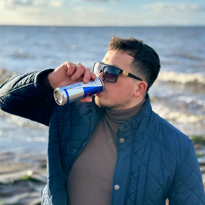 Profile Picture of RobertStar (@roberto1star) on Tiktok