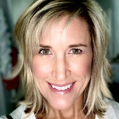 Profile Picture of Amy Lancaster (@amylancaster212) on Twitter