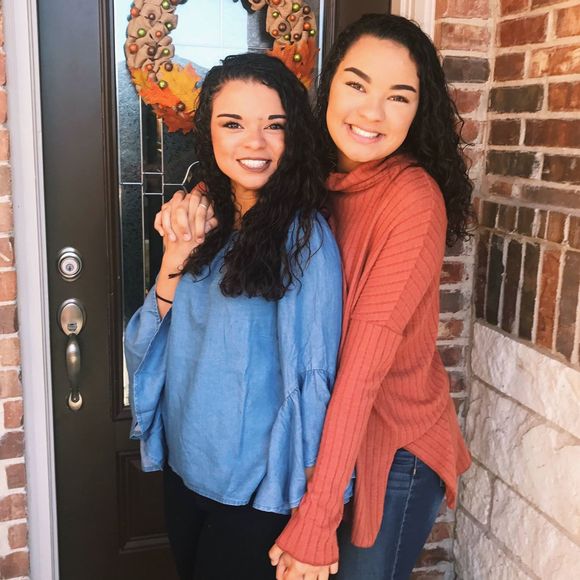 Profile Picture of Jackie Whitfield (@wackyjacky24) on Poshmark