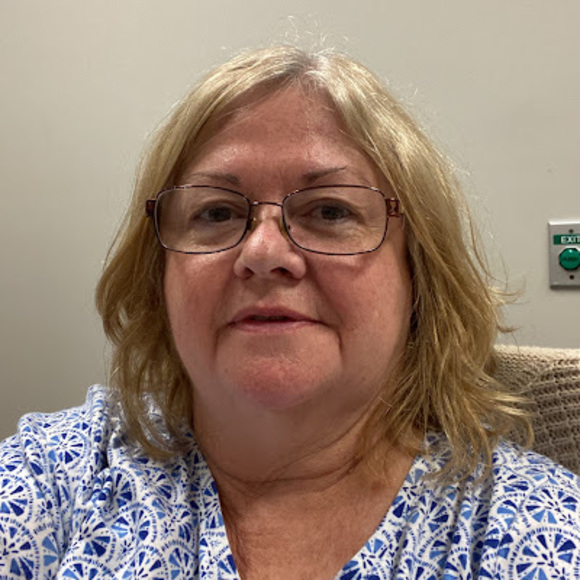 Profile Picture of Susan Wakeman (@susanwakeman) on Poshmark