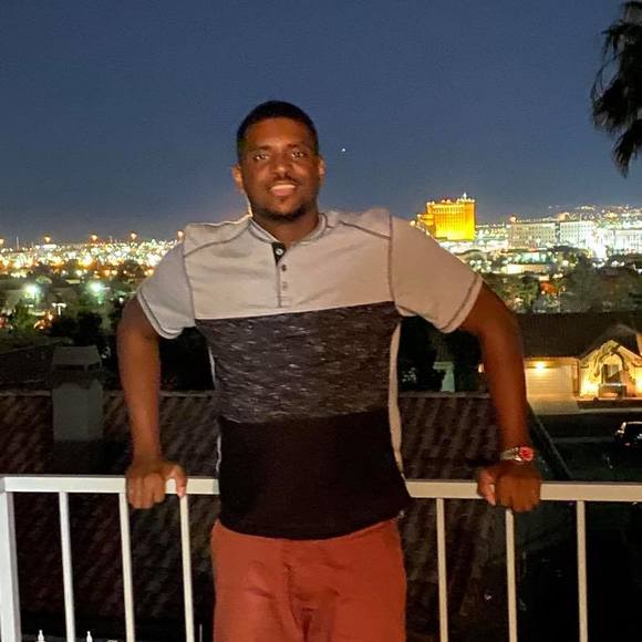 Profile Picture of Nathan Gill (@gillnate) on Poshmark
