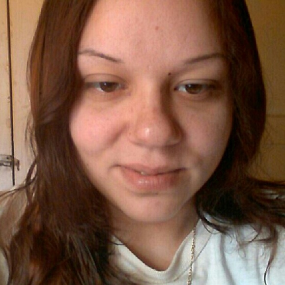 Profile Picture of Gabrielle Lysik (@glysik) on Poshmark