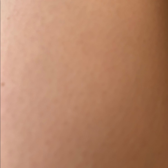 Profile Picture of Stephanie Wilmerton (@swilmerton) on Poshmark