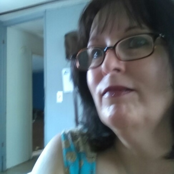 Profile Picture of Rhonda Gross (@grammieangel) on Poshmark