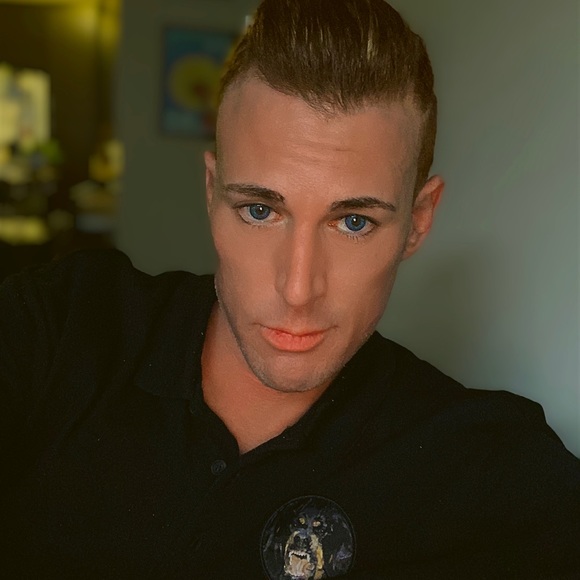 Profile Picture of Jake Goodman (@princelouis) on Poshmark