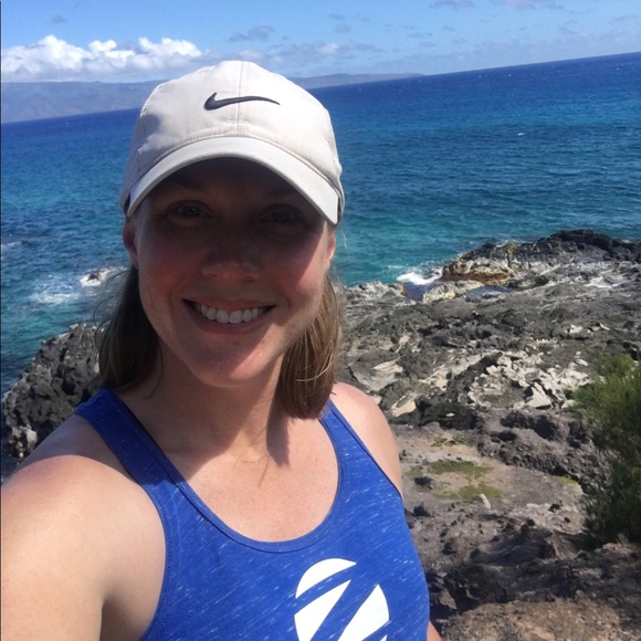 Profile Picture of Amanda Shaffer (@amandacshaffer) on Poshmark