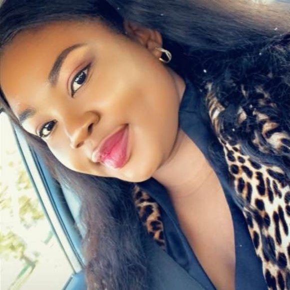 Profile Picture of Anne Ugorji (@anneugorji) on Poshmark